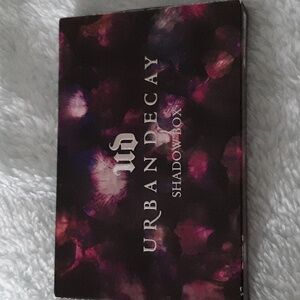 Urban Decay Shadow Box